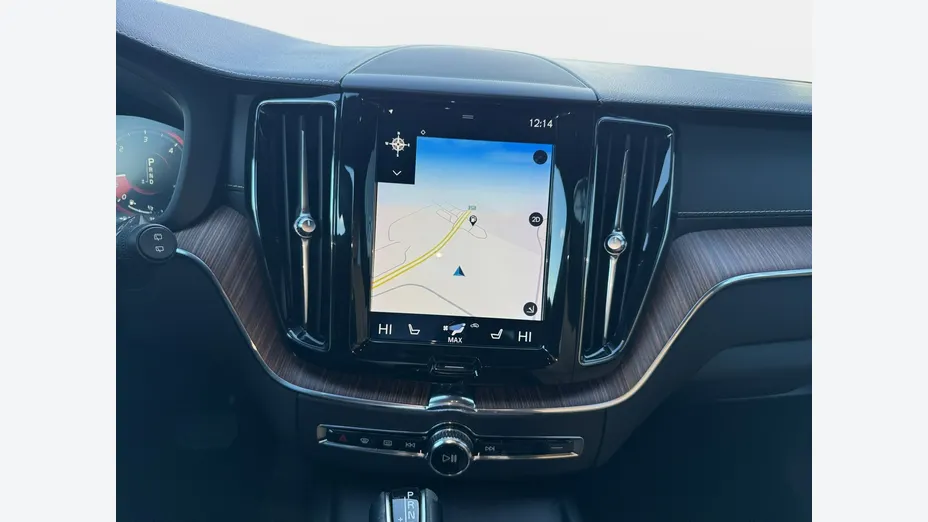 VOLVO XC60 -