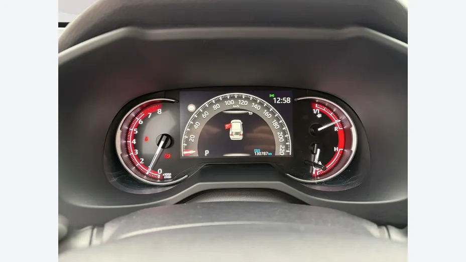 TOYOTA RAV4 -