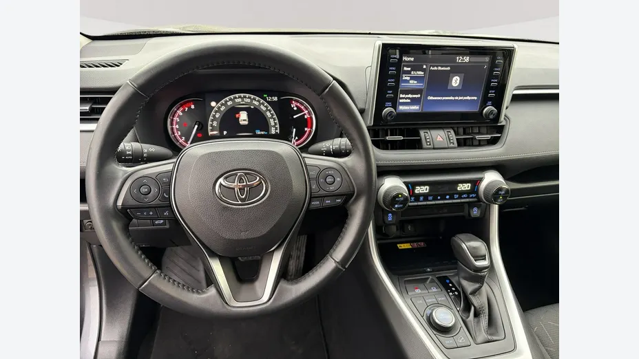 TOYOTA RAV4 -