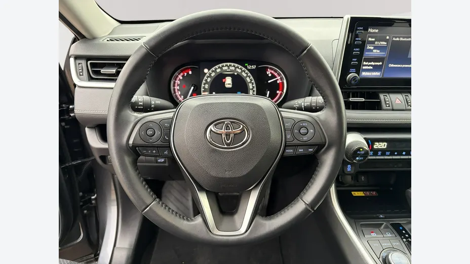 TOYOTA RAV4 -