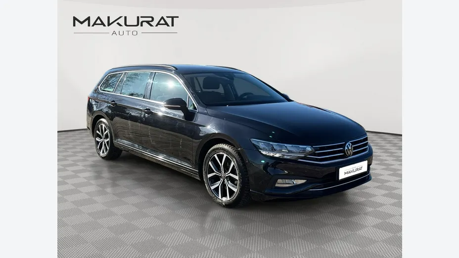 VOLKSWAGEN Passat -