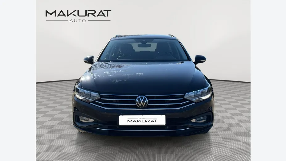 VOLKSWAGEN Passat -