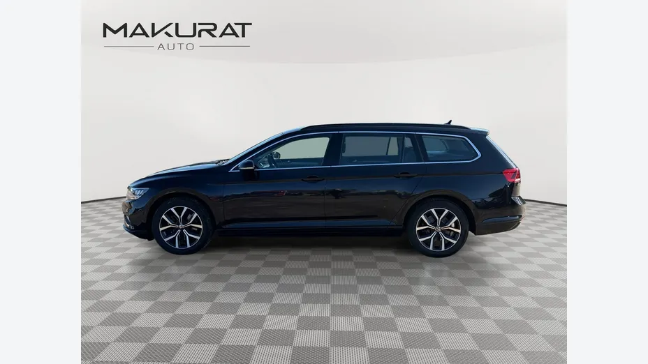 VOLKSWAGEN Passat -