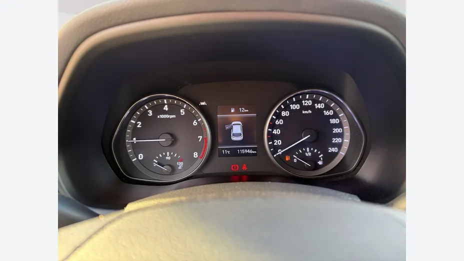 HYUNDAI i30 -