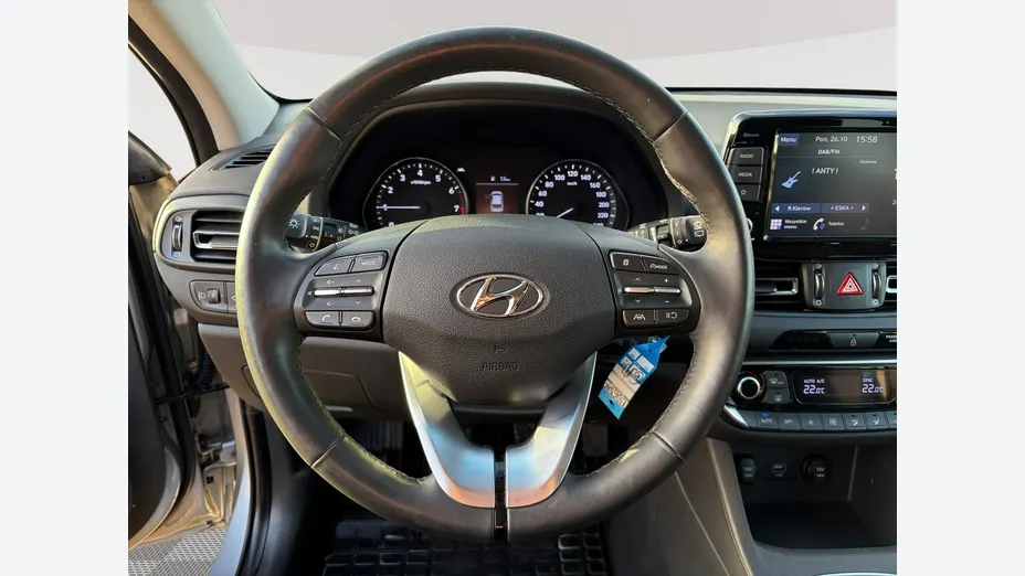 HYUNDAI i30 -