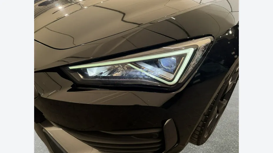 CUPRA Leon Sportstourer -
