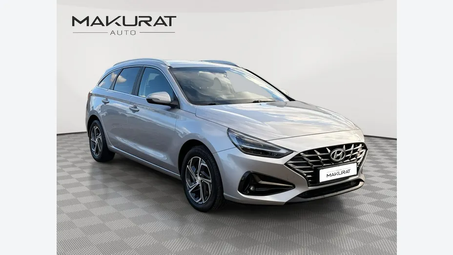 HYUNDAI i30 -