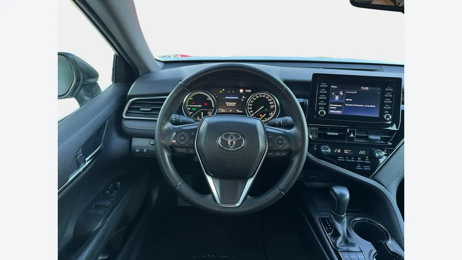 TOYOTA Camry -