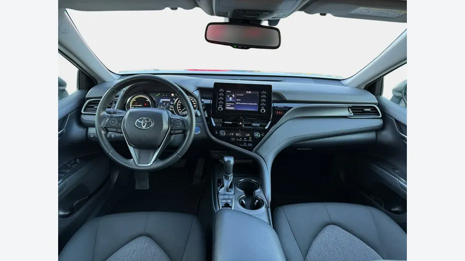 TOYOTA Camry -