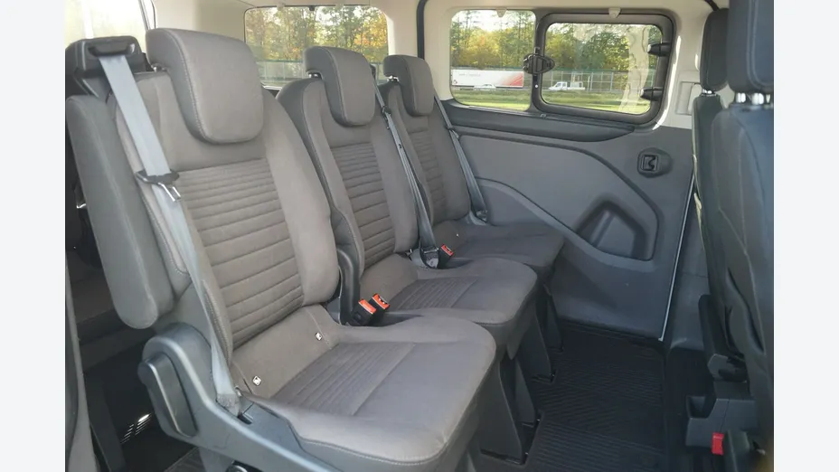 FORD Tourneo Custom -
