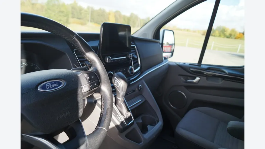 FORD Tourneo Custom -