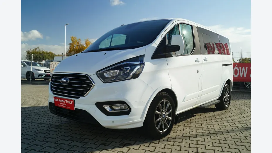 FORD Tourneo Custom -