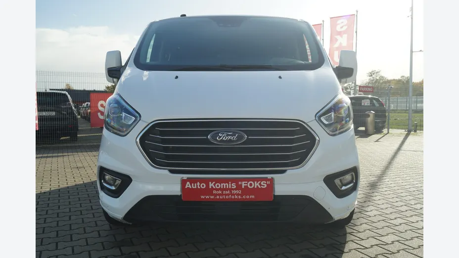 FORD Tourneo Custom -