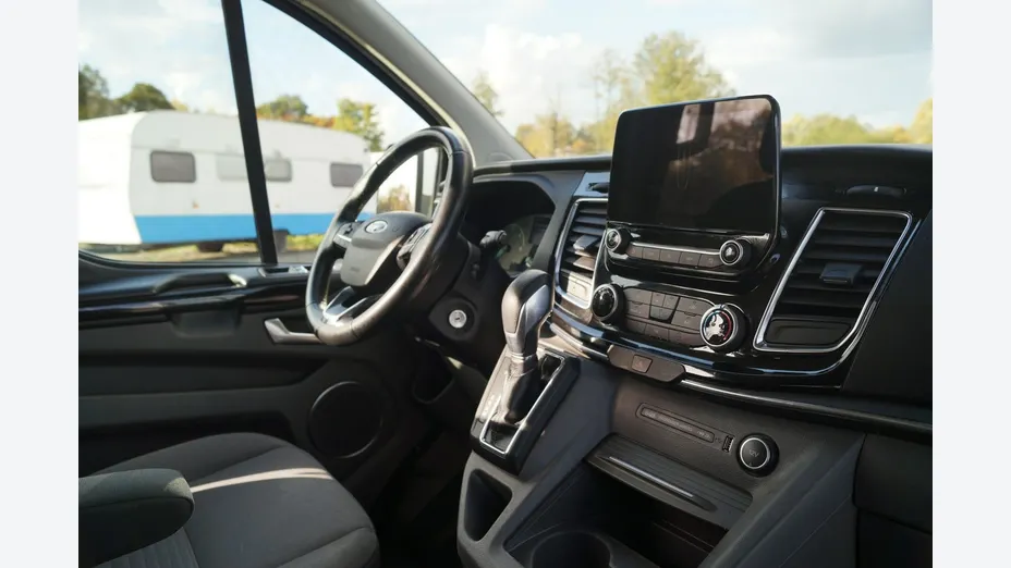 FORD Tourneo Custom -