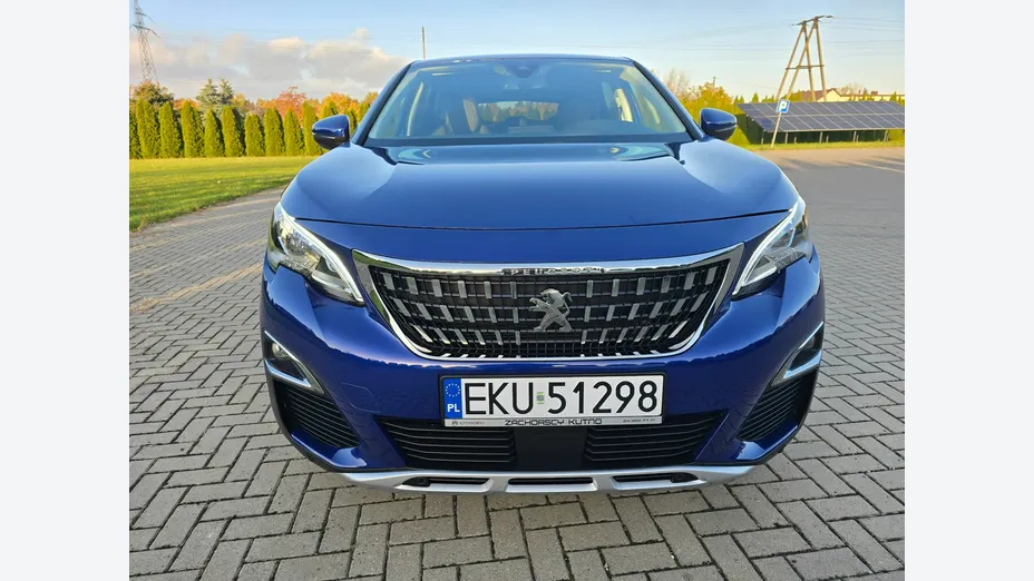PEUGEOT 3008 -