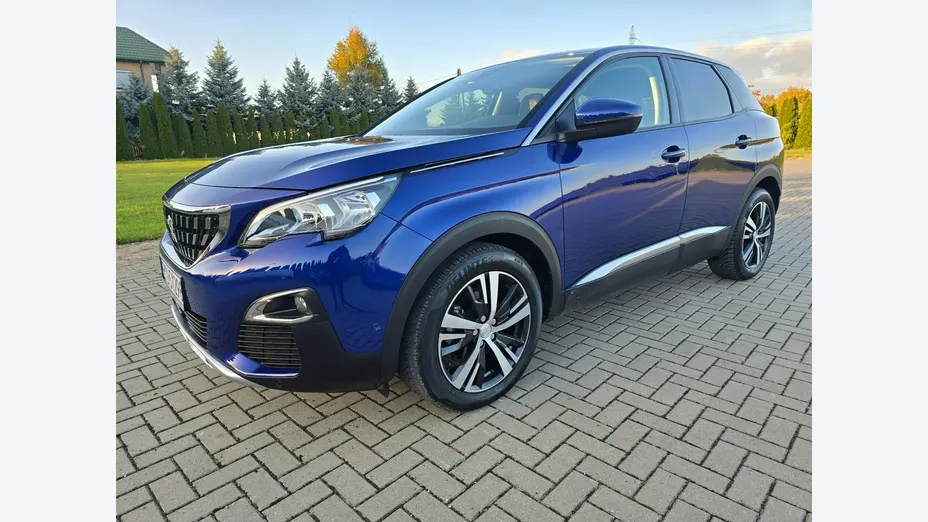 PEUGEOT 3008 -