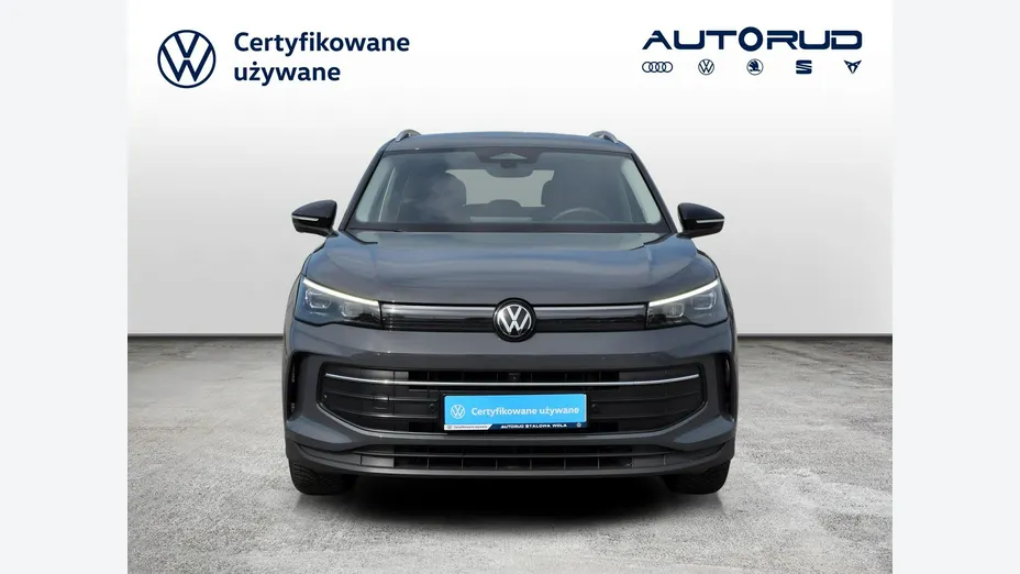 VOLKSWAGEN Tiguan -