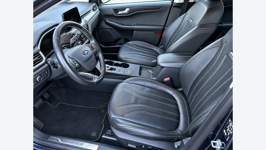 FORD Kuga -