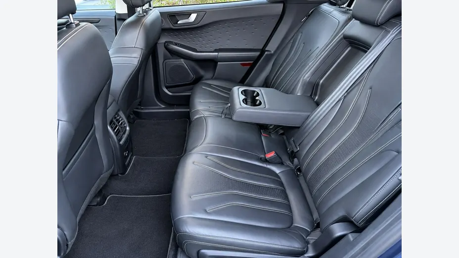 FORD Kuga -