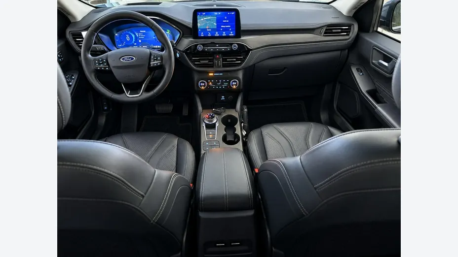 FORD Kuga -