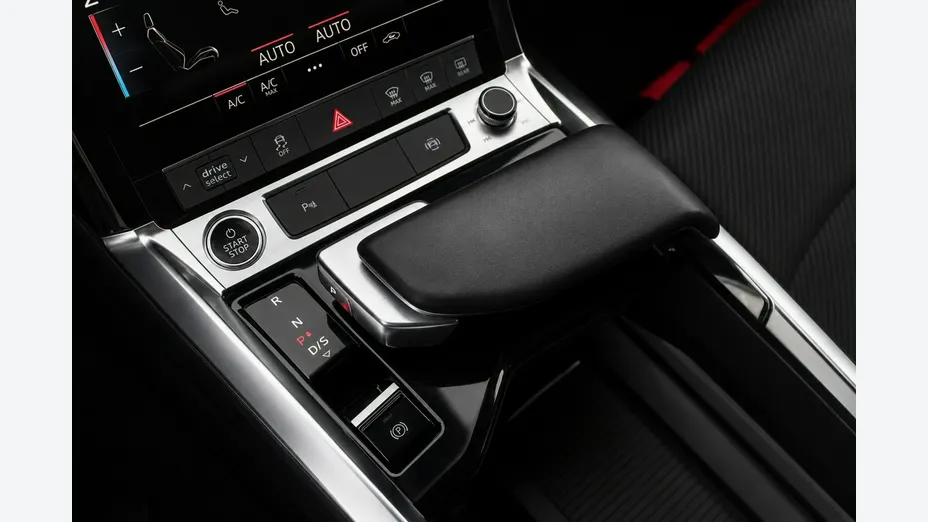 AUDI e-tron -