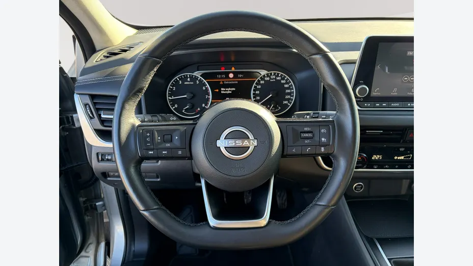 NISSAN Qashqai -