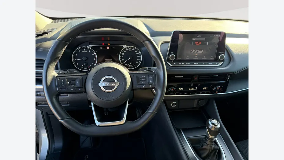 NISSAN Qashqai -