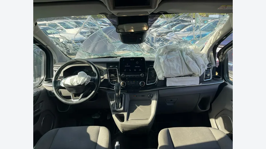 FORD Tourneo Custom -