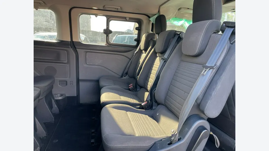 FORD Tourneo Custom -