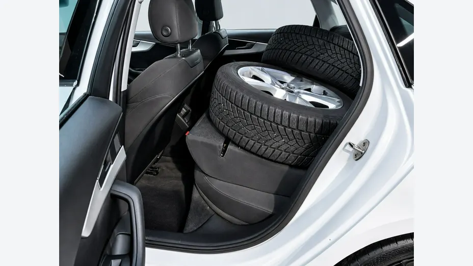 AUDI A4 -