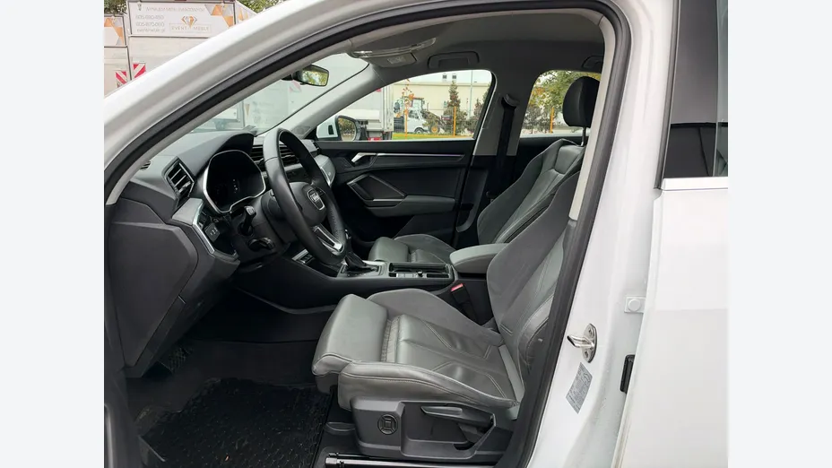AUDI Q3 Sportback -