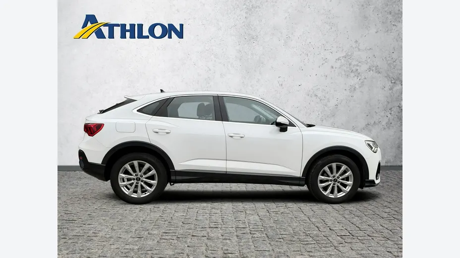 AUDI Q3 Sportback -
