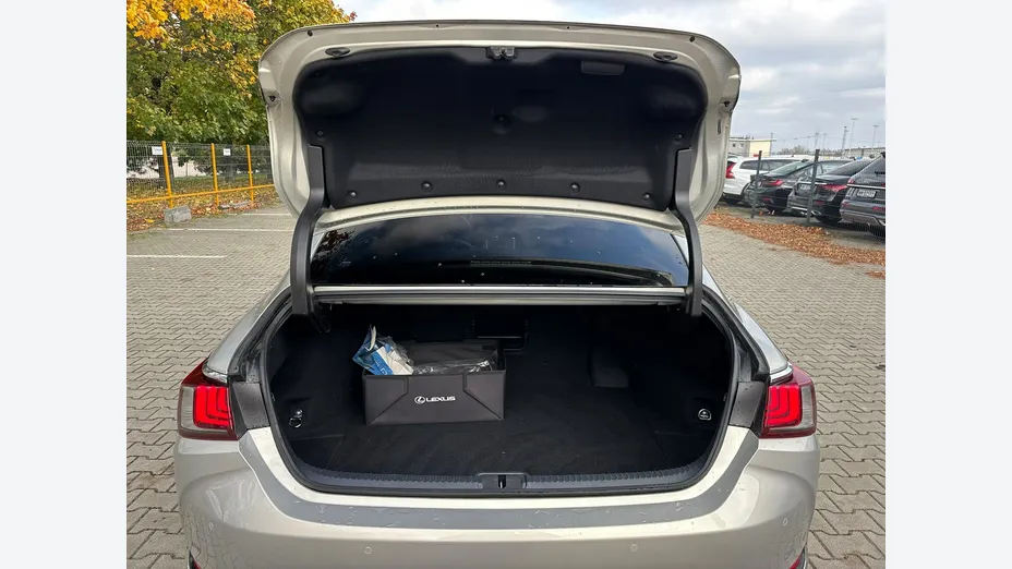 LEXUS ES -