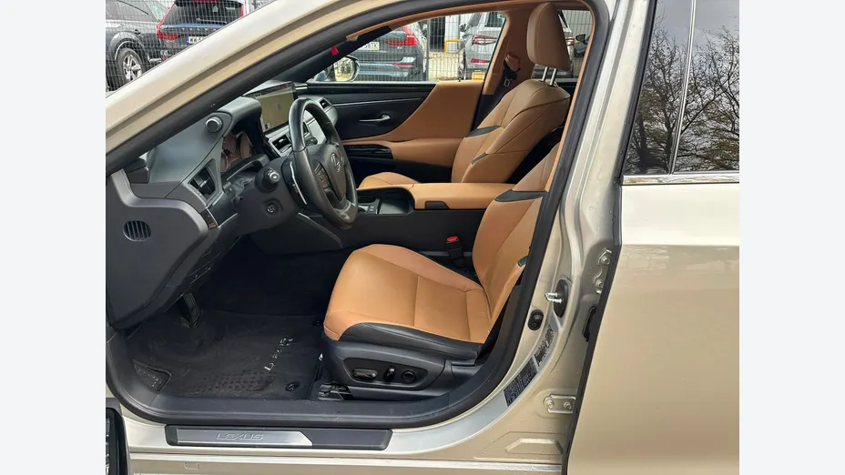 LEXUS ES -