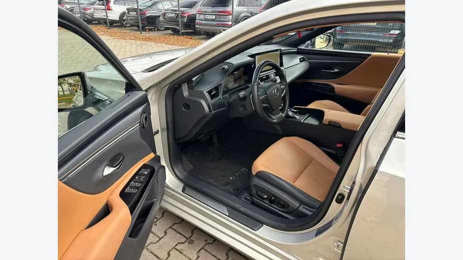 LEXUS ES -
