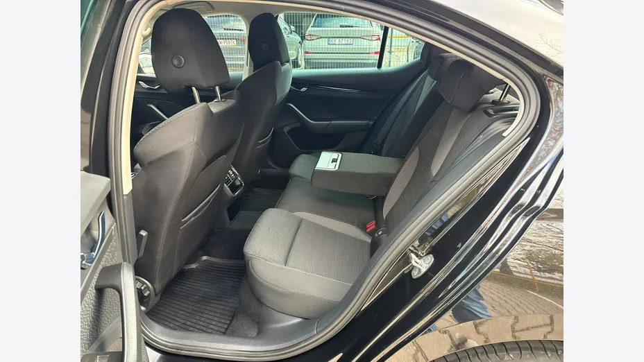 SKODA Octavia -