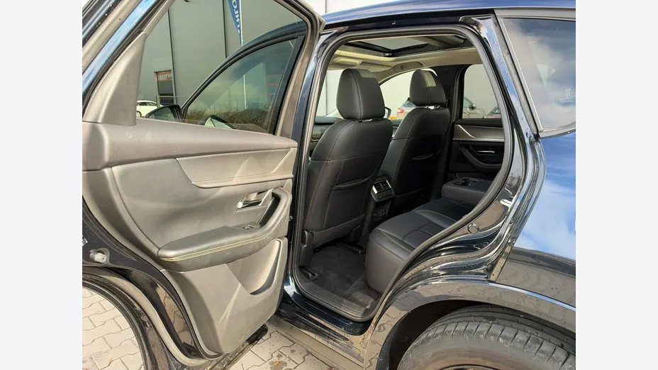 MAZDA CX-60 -