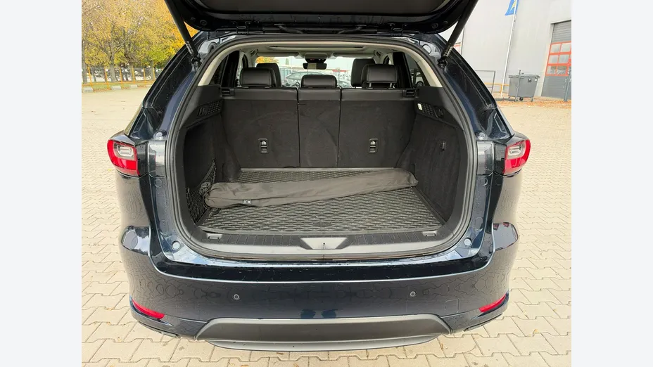 MAZDA CX-60 -