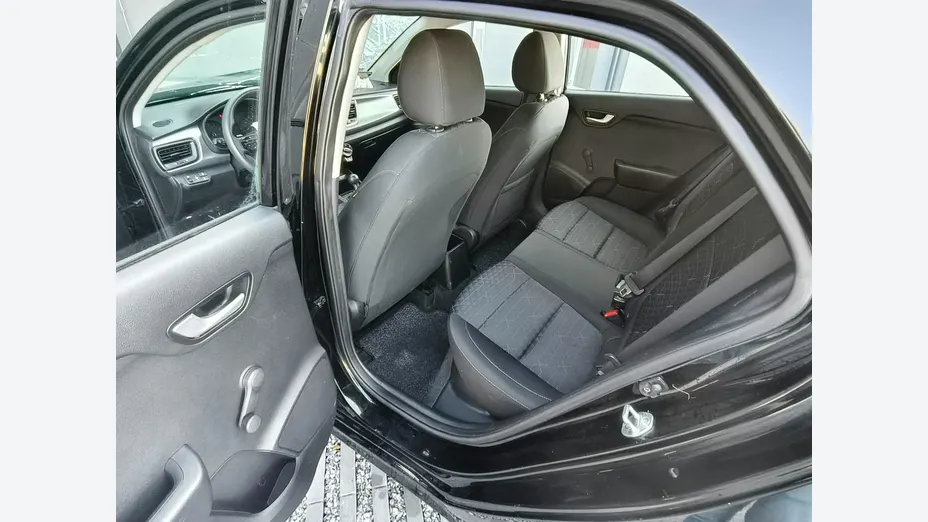 KIA Rio -