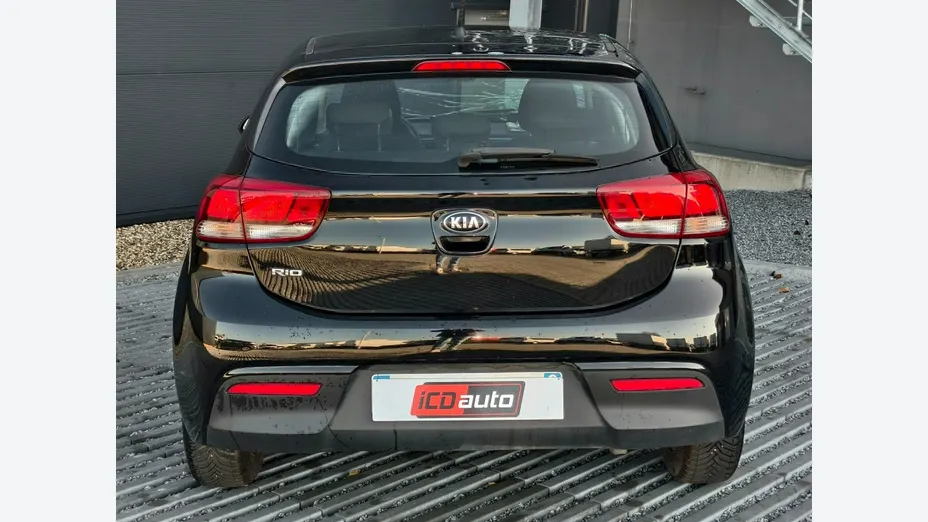 KIA Rio -
