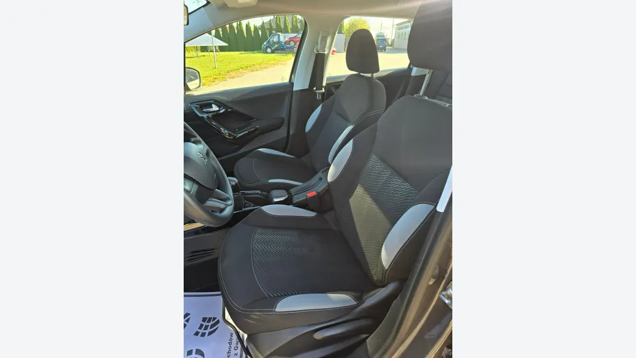 PEUGEOT 2008 -