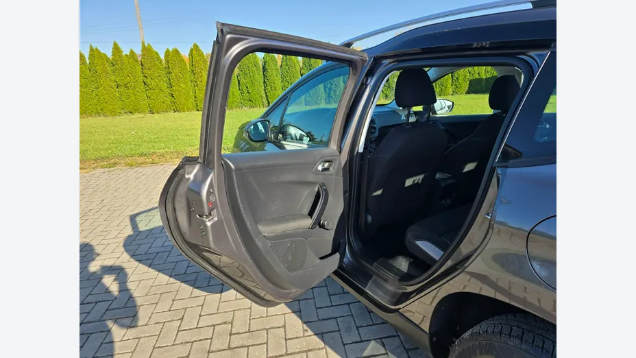 PEUGEOT 2008 -
