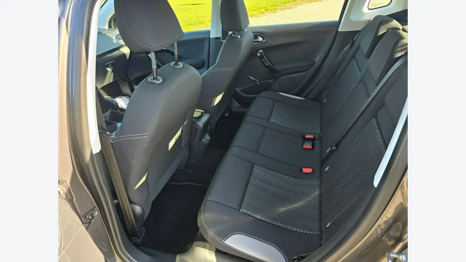 PEUGEOT 2008 -