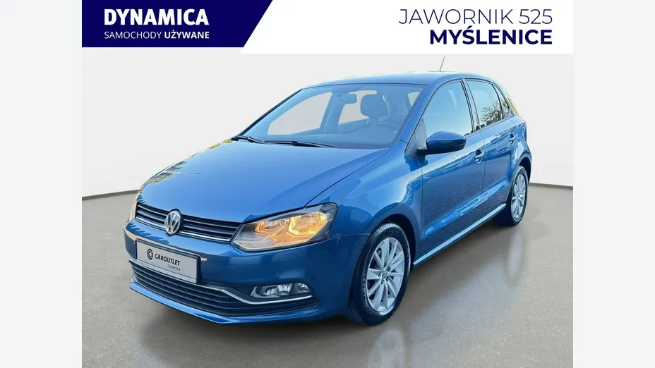 VOLKSWAGEN Polo -