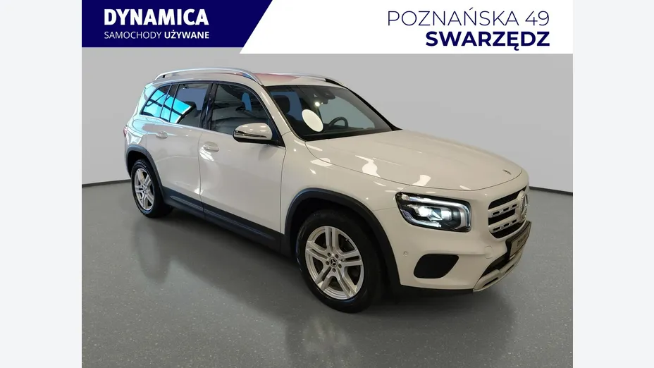 MERCEDES-BENZ GLB -