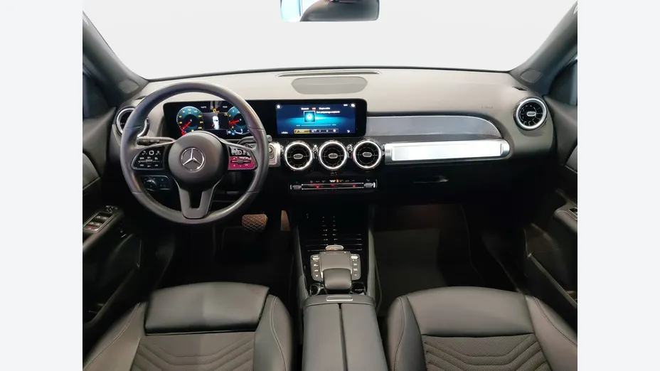 MERCEDES-BENZ GLB -