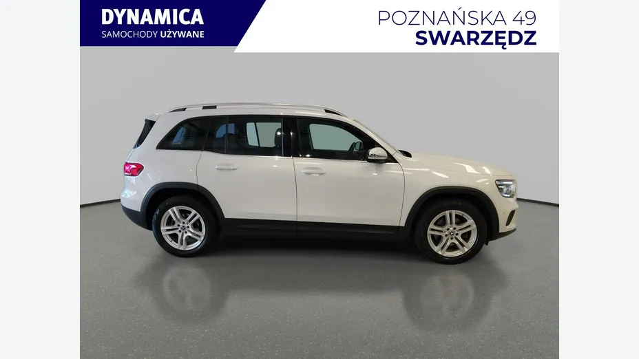 MERCEDES-BENZ GLB -