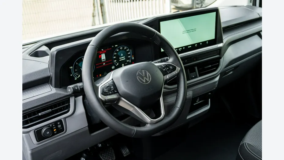 VOLKSWAGEN Transporter -