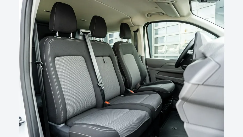 VOLKSWAGEN Transporter -