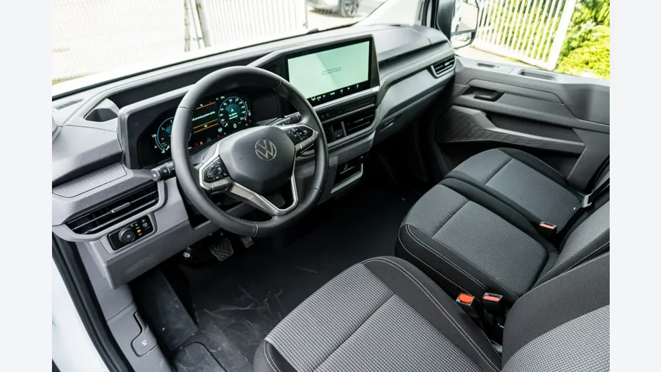 VOLKSWAGEN Transporter -